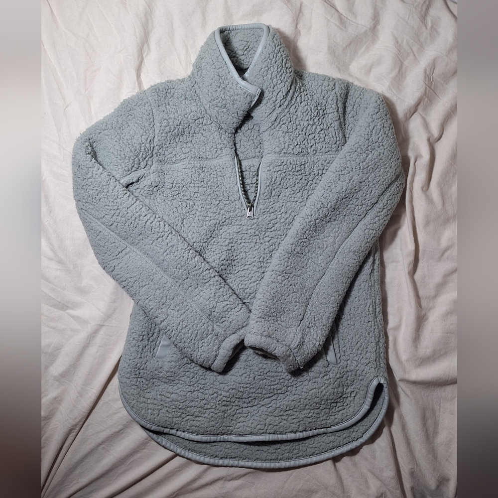 Abercrombie and Fitch Cozy Gray Sherpa Pullover